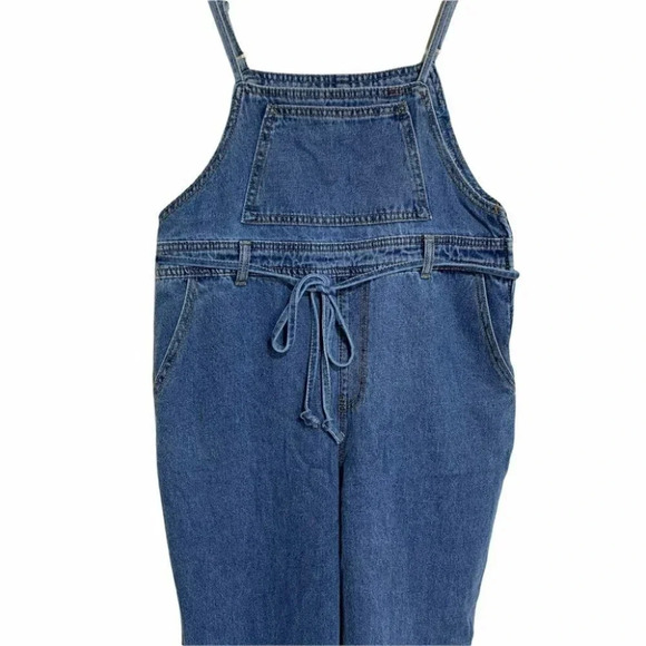 Forever 21 M raw hem skinny belt jean overalls or jumper - Picture 3 of 8